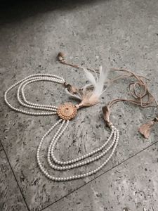 Elegant Pearl Necklace with Tassels