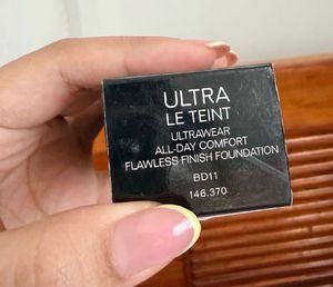 Chanel Ultra Le Teint Foundation