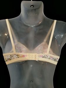 brand new bra size 28