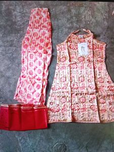 Girls Floral Print Kurta Set with Dupatta 2y