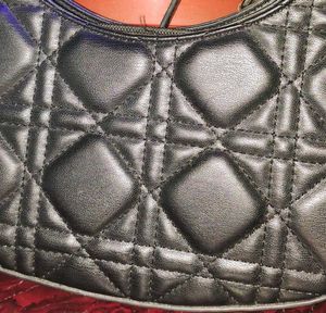 Chic Quilted Shoulder Bag