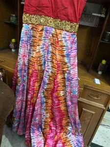 gown