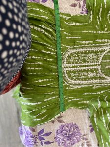 🏷️Green Tiered Embroidered Kurta