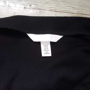 H&amp;M Off shoulder top
