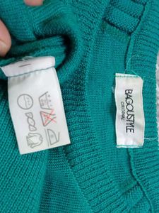 BAGOUSTYLE  vintage teal sweater.