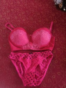 Women's Pink Lace Bra & Panty Set