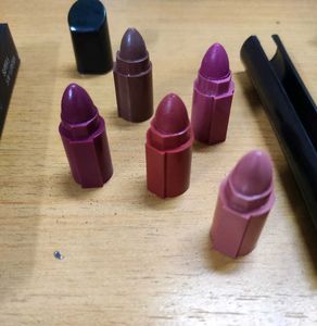 5-in-1 Lipstick Set 💄
