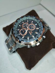 Stylish Chronograph Watch