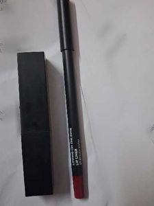 SUGAR lip liner