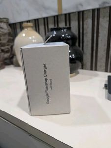 Google Pixel Snap Charger original and New
