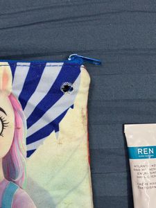 Kids' Travel pouch