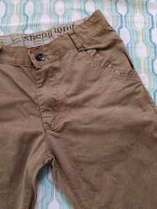 Stylish Brown Capri Pants