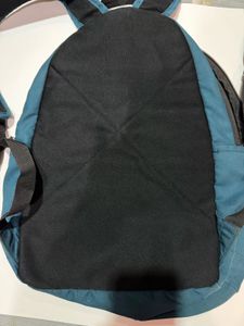 Original Nike Multi-Pocket Backpack