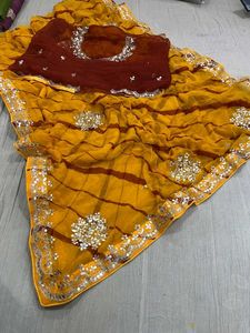 pure Georgette lehariya saree with blouse piece