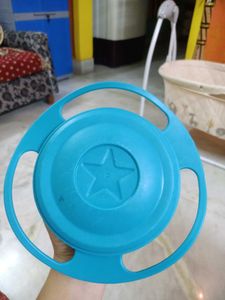 360 Degree Rotating bowl for toddlers