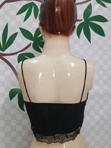 (1100)Black Lace Crop Top