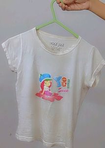 White Tshirt For Girls