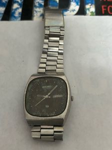 Vintage Seiko Quartz Watch (Non working )