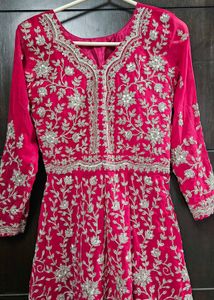 Women Heavy Suit With Skirt And Duppata