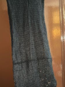Elegant Black Scarf with Fringe woollen