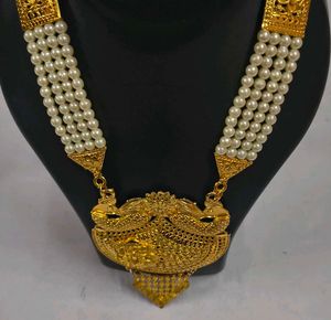 Elegant Pearl &amp; Gold Rani har Eyerring