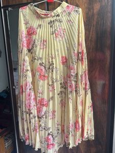 Beautiful Floral Pleated Skirt