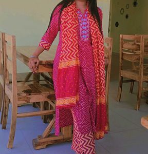 Vibrant Pink Ethnic Kurta Set