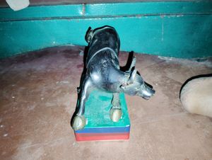 1.8 Kilo Bull Charged Metal Figure 1.8kg
