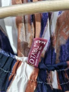 Abstract Print Pleated Skirt