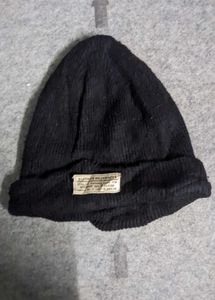 Superior Wilderness Black Beanie