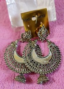 💝 BUY ☝GET☝ EARRINGS👂🤷‍♀️,