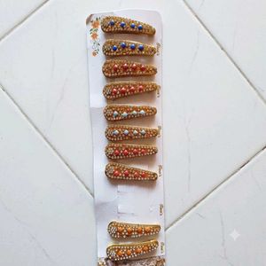 Sparkling Embellished saree Clips Set