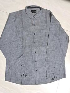 Gray Long Sleeve Button-Down Shirt