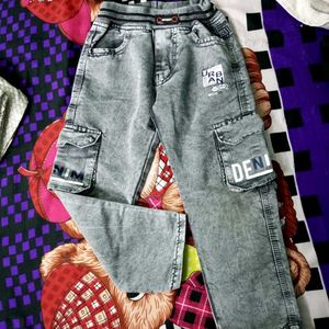 kids cargo pants.. 🫶🏻