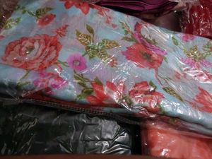 Beautiful Floral Print Saree