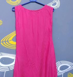 Avaasa Sleeveless Kurta
