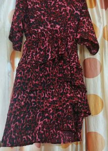 Chic Tiered Leopard Print Dress