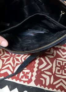 Hidesign Embossed Leather Handbag