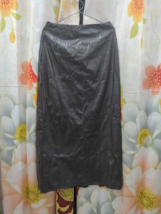 Sleek Black Maxi Skirt