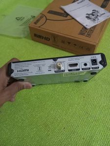 SUNHD TV BOX NEW CONDITION