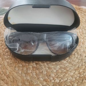 Sunglasses/ goggles for women