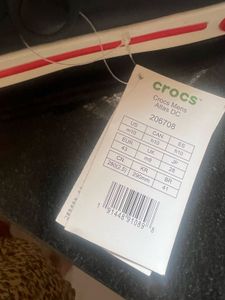 Crocs Classic Clogs - Comfortable &amp; Stylish