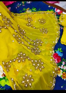 Beautiful Embroidery Saree With Blouse