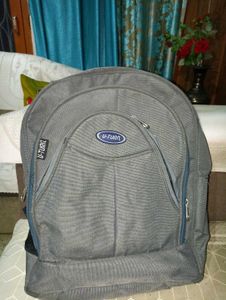 Set of 4 usable Bagpacks