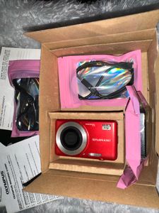 Olympus VG-110 Digital Camera