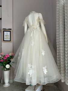 Elegant Cream wedding gown