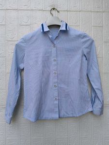 New with tag Chic Striped Button-Up Blouse