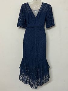 Pintresty Elegant Navy Lace maxi Dress