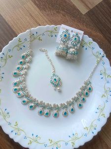 Elegant Teal Stone Necklace &amp; Earring Set