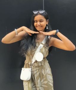 white crossbody bag